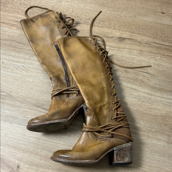 Freebird by Steven Coal Lace up Leather Boots - Picture 4 of 8